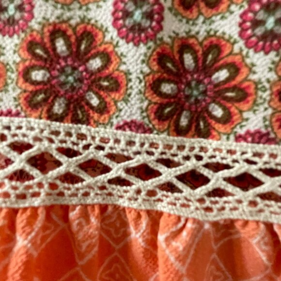 Fig and Flower Tank Top S NWT lace scoop neck - Picture 7 of 8